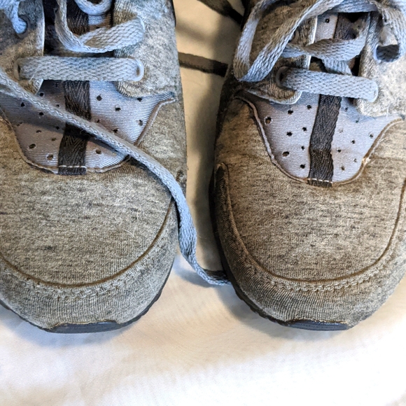 Nike Air Huarache Run TP Fleece - Picture 2 of 12